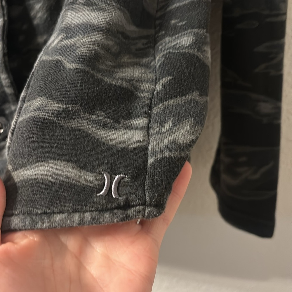 Hurley Three Button Jacket Size Medium - image 2